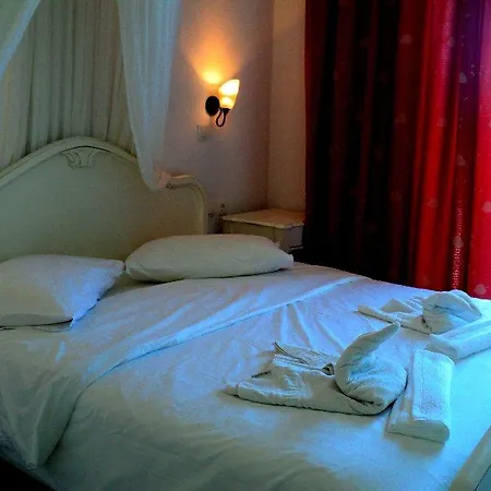 Diamond Boutique Hotel 4*