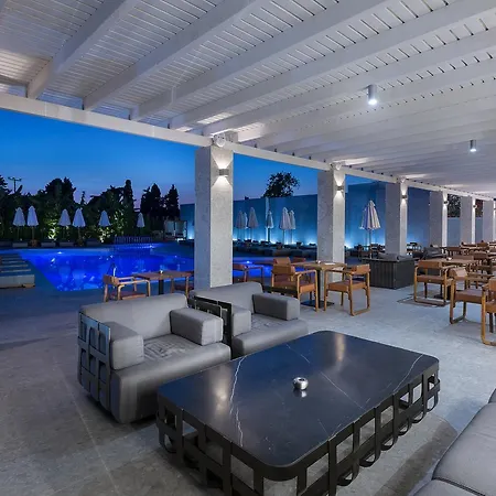 Diamond Boutique 4*